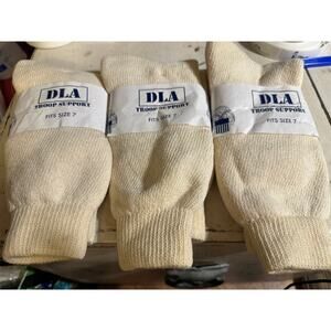 VTG NOS 3 pairs DLA Troop Support socks Fits Size 7 80% wool 20% cotton cream